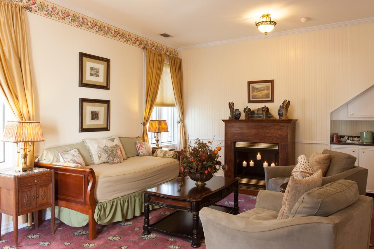 Rose Hill Retreat Aaa Four Diamond Inn Stonewall エクステリア 写真